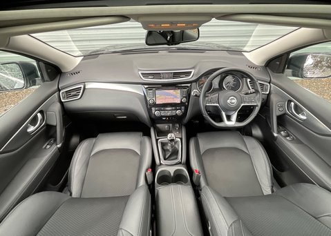 Nissan Qashqai 1.3 DIG-T TEKNA 13