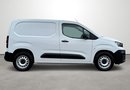 Peugeot Partner 800 100kW 50kWh Professional Premium + Van Auto 9