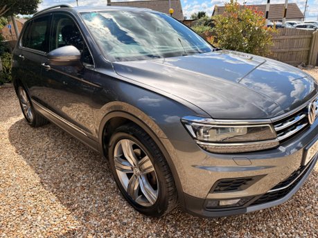 Volkswagen Tiguan 2.0 TDI SEL DSG 4Motion Euro 6 (s/s) 5dr 9