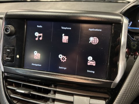 Peugeot 2008 PURETECH ALLURE 15