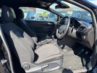 Ford Fiesta ST-LINE 28