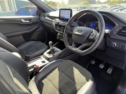Ford Kuga 1.5 EcoBlue ST-Line X SUV 5dr Diesel Manual Euro 6 (s/s) (120 ps)