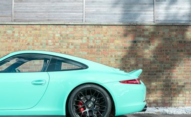 Porsche 911 (991) Carrera GTS 28