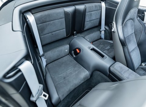 Porsche 911 Carrera GTS CABRIOLET (991.2) 17