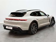 Porsche Taycan Performance Plus 93.4kWh Turbo Cross Turismo 5dr Electric Auto 4WD (680 ps) 19