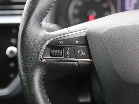 SEAT Arona 1.0 TSI SE Technology Euro 6 (s/s) 5dr 11