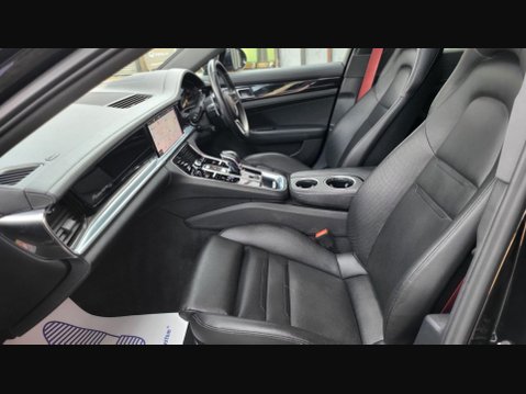 Porsche Panamera 4 10 YEARS EDITION PDK 46