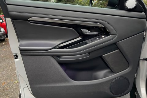 Land Rover Range Rover Evoque AUTOBIOGRAPHY MHEV 19