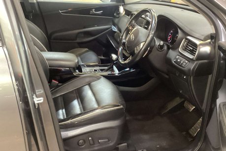 Kia Sorento 2.2 CRDi GT-Line SUV 5dr Diesel Auto AWD Euro 6 (s/s) (197 bhp) 11