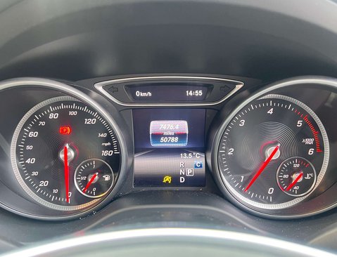 Mercedes-Benz CLA Class 2.1 CLA 220 WhiteArt D Auto 5dr 13