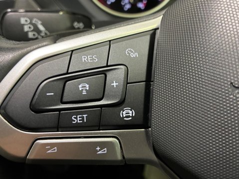 Volkswagen Tiguan 1.5 TSI Active DSG Euro 6 (s/s) 5dr 36