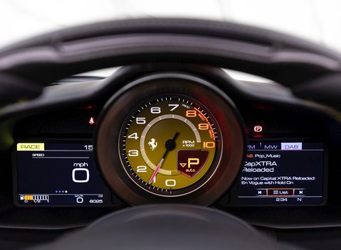 Ferrari 488 Spider 16