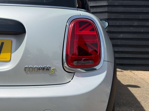 Mini Hatch Cooper S Electric Level 2 3dr 21