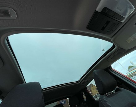 Nissan Qashqai 1.3 Qashqai N-Connecta DiG-T MHEV 5dr 69