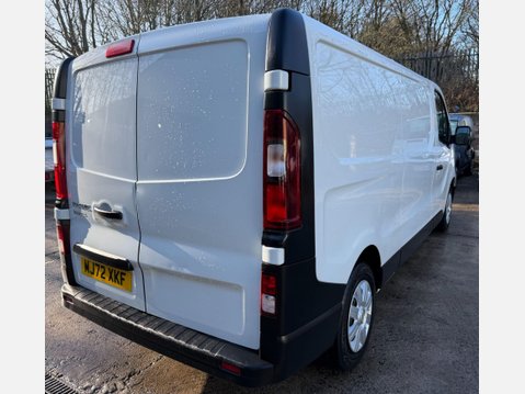Renault Trafic 2.0 dCi Blue LL30 Business Panel Van 5dr Diesel Manual L2 H1 Euro 6 (s/s) ( 13
