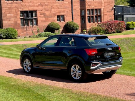 Audi Q2 TFSI SPORT 15