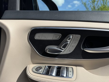Mercedes-Benz Eqv EQV 300 Sport Auto Electric 90KWH EX-LWB/7 SEATER/360 CAM/VAT Q 15