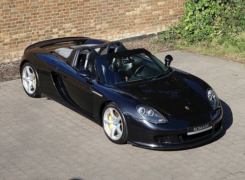 Porsche Carrera GT 18