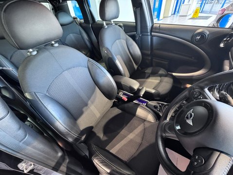 Mini Countryman 2.0 Cooper D Auto Euro 5 5dr 9