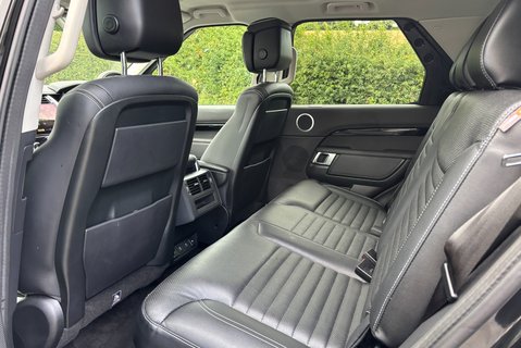 Land Rover Discovery D300 HSE Panel Van - Rear Seat Conversion / Black Pack 16