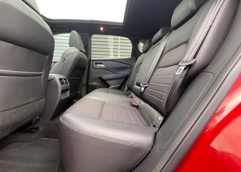 Nissan Qashqai DIG-T TEKNA MHEV 15
