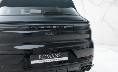 Porsche Cayenne TURBO E-HYBRID 36