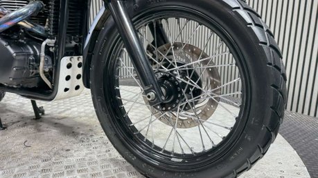 Triumph Scrambler 2014 ONLY 11K EXCELLENT CONDITION LONG MOT WARRANTY 21