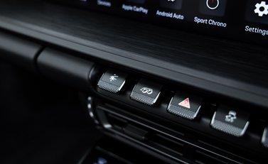 Porsche 911 Targa (992) 50 Years Porsche Design Edition 26