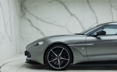 Aston Martin Vanquish ZAGATO 42