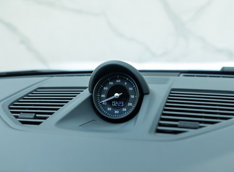 Porsche 911 Carrera S (992) 18