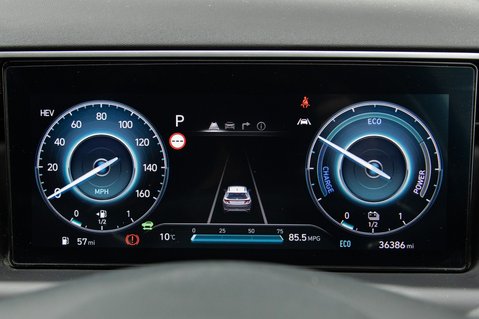 Hyundai TUCSON T-GDI PREMIUM 14