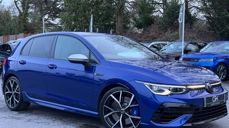 Volkswagen Golf R TSI 4MOTION DSG -AKRAPOVIC -PERFORMANCE PACK -CARBON LEATHER -HEATED S/W 