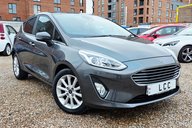 Ford Fiesta 1.0T TITANIUM 5 DOOR.. LOOK! ONLY 24000 MILES! SAT NAV! BLUETOOTH! 3