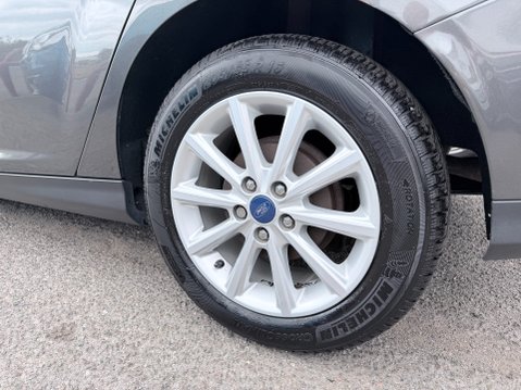 Ford Focus 1.0 TITANIUM [SAT NAV] 8