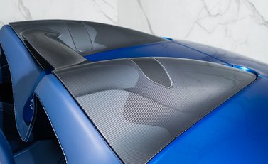 Aston Martin Vanquish Zagato Speedster 18