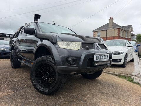 Mitsubishi L200 2.5 DI-D Barbarian Pickup Double Cab 4dr Diesel Auto 4WD Euro 5 (LB) (175 p 1