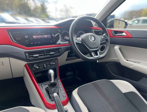 Volkswagen Polo 1.0 Polo Beats TSi Semi-Auto 5dr 16