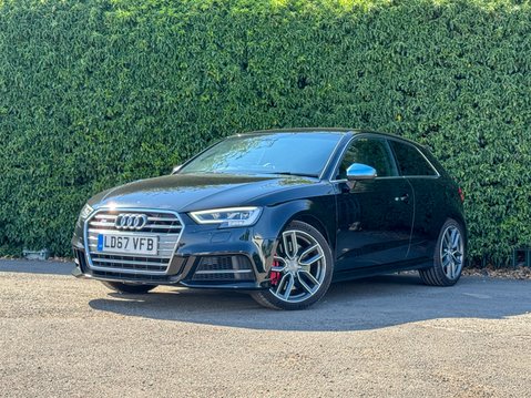 Audi S3 2.0 TFSI Hatchback 3dr Petrol S Tronic quattro Euro 6 (s/s) (310 ps) 31