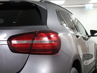 Mercedes-Benz GLA GLA 180 URBAN EDITION 22