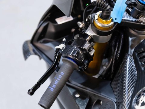 Yamaha R1M 1000 Super Sports Petrol Manual (200 ps) 35