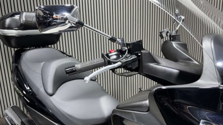 Suzuki Burgman AN 2009 ONLY 5K MOT SEPTEMBER 2027 1 OWNER MAXI SCOOTER 25