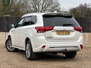 Mitsubishi Outlander PHEV DESIGN 2