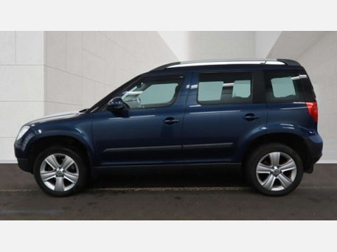 Skoda Yeti 2.0 TDI SE Plus SUV 5dr Diesel Manual 4WD Euro 5 (170 ps) 6