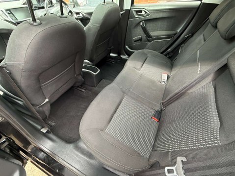 Peugeot 208 1.2 208 Allure 5dr 43
