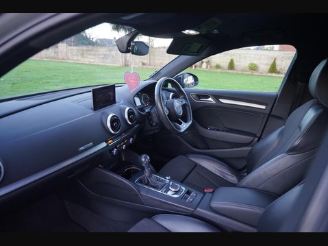 Audi A3 2.0 TDI 35 Black Edition Sportback S Tronic Euro 6 (s/s) 5dr 20