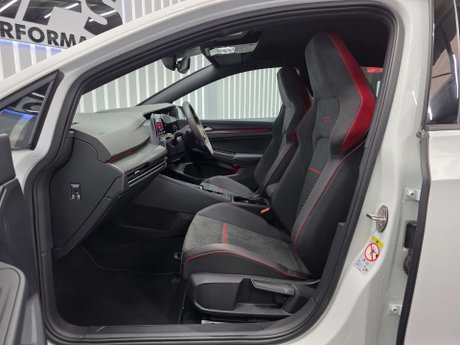 Volkswagen Golf 2.0 TSI GTI Clubsport 45 Hatchback 5dr Petrol DSG Euro 6 (s/s) (300 ps) 43