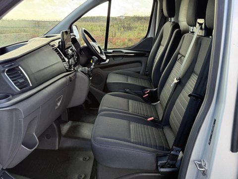 Ford Transit Custom 300 LIMITED P/V ECOBLUE 12