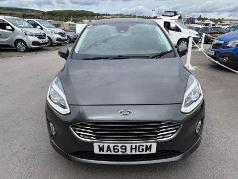 Ford Fiesta TITANIUM 7