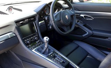 Porsche 911 (991) Carrera S 7