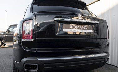 Rolls-Royce Cullinan 30